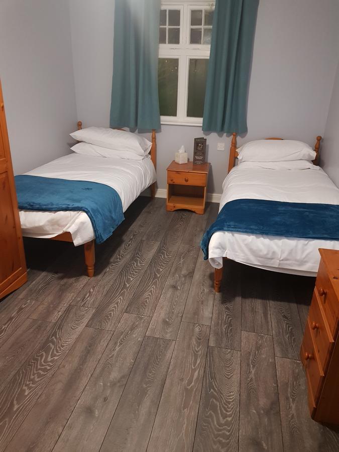 The Friar Tucks Hotel Gloucester Ngoại thất bức ảnh